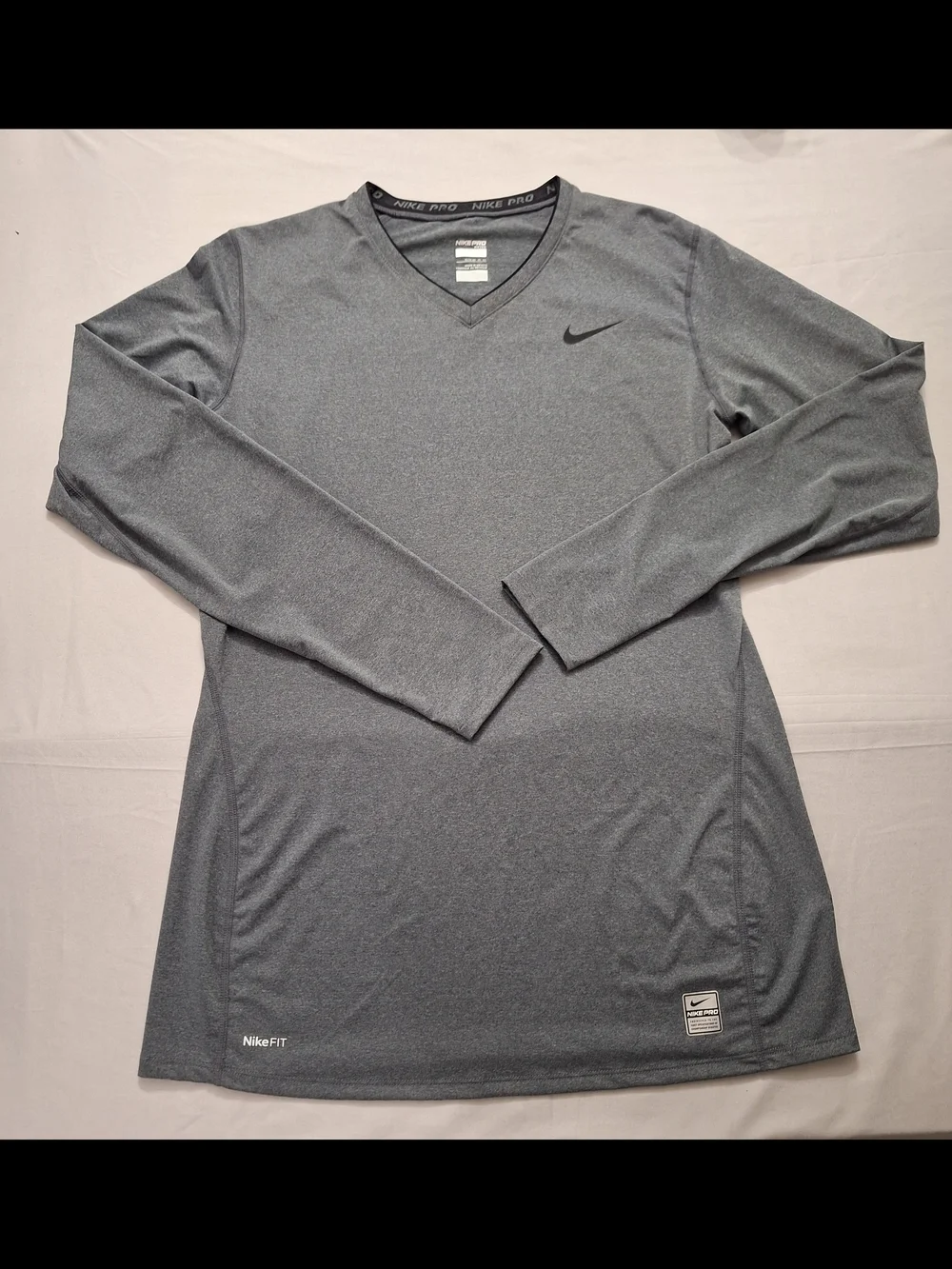 Nike Pro Women's Gray Long-Sleeve Fitted V-Neck Dri-FIT Performance Top, XL